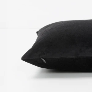 PANTHER ΔΙΑΚΟΣΜΗΤΙΚΟ ΜΑΞΙΛΑΡΙ 45x45cm ΒΕΛΟΥΔΟ ΜΑΥΡΟ