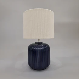 NIM ΦΩΤΙΣΤΙΚΟ ΕΠΙΤΡΑΠΕΖΙΟ 20x20x34cm ΚΕΡΑΜΙΚΟ ΜΠΛΕ ΥΦΑΣΜΑ ΛΕΥΚΟ