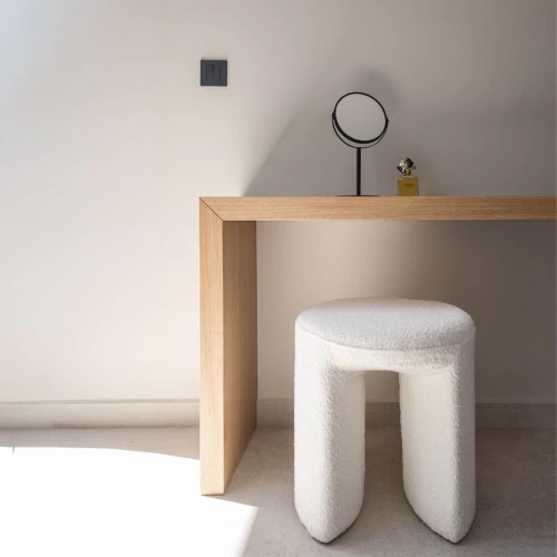 GATE ΣΚΑΜΠΟ BEIGE 45x45x46.5cm